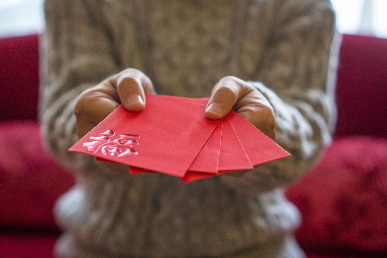 農曆新年需要發放的紅包及報稅的稅金，其他資金應該有效運用，讓小錢變得更有價值
